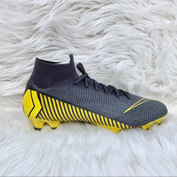 Nike Mercurial Superfly 6 Elite FG Soccer Cleats - Picture 4 of 8